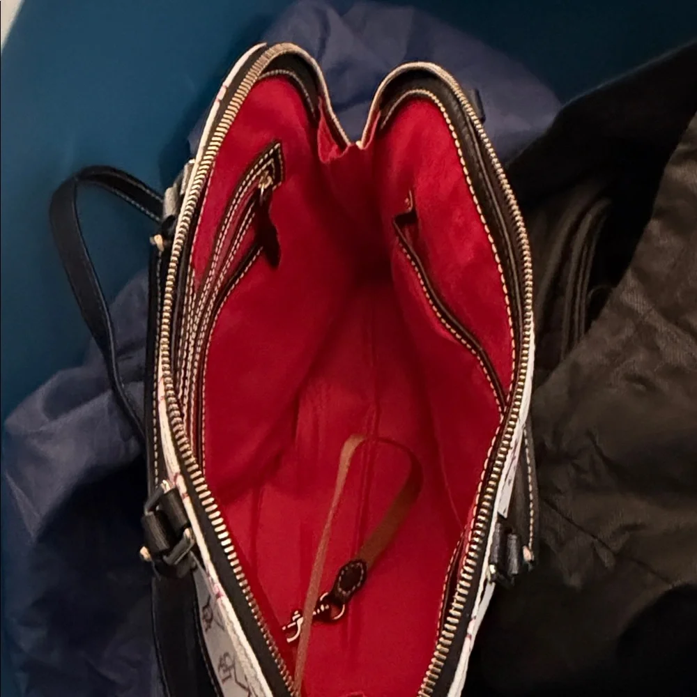 Dooney & Bourke Black and Pink Heart Satchel - Picture 4 of 9